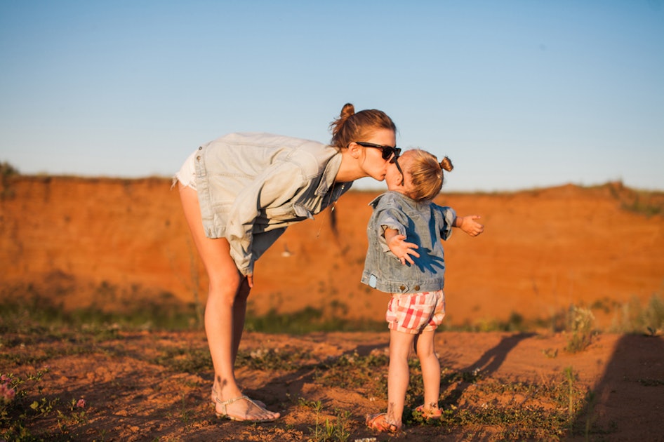 7 T Ideas For Your Niece If You Want To Be The Cool Aunt