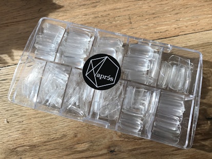 O kit de extensão de unhas em gel Apres Nail é uma forma fácil e saudável de obter unhas longas em casa.