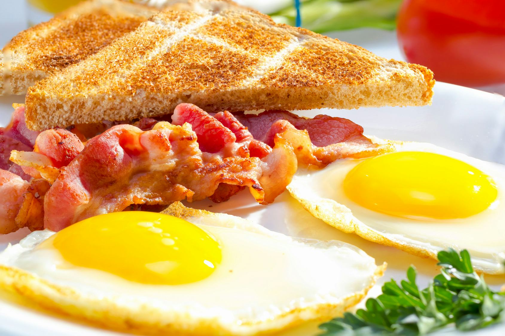 Eating Bacon & Eggs During Pregnancy Could Boost Your Baby's IQ, New