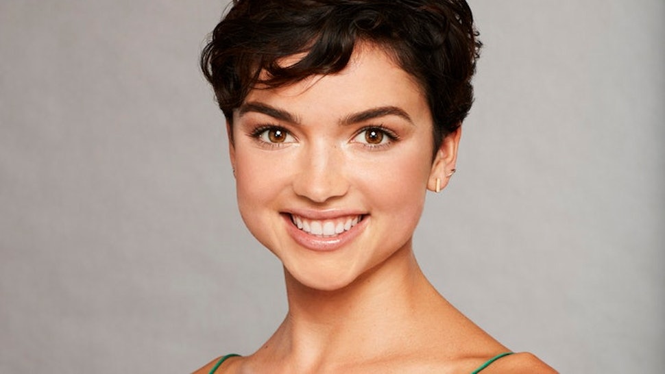 Bekah From The Bachelor Once Had Long Brown Hair It Was So Old