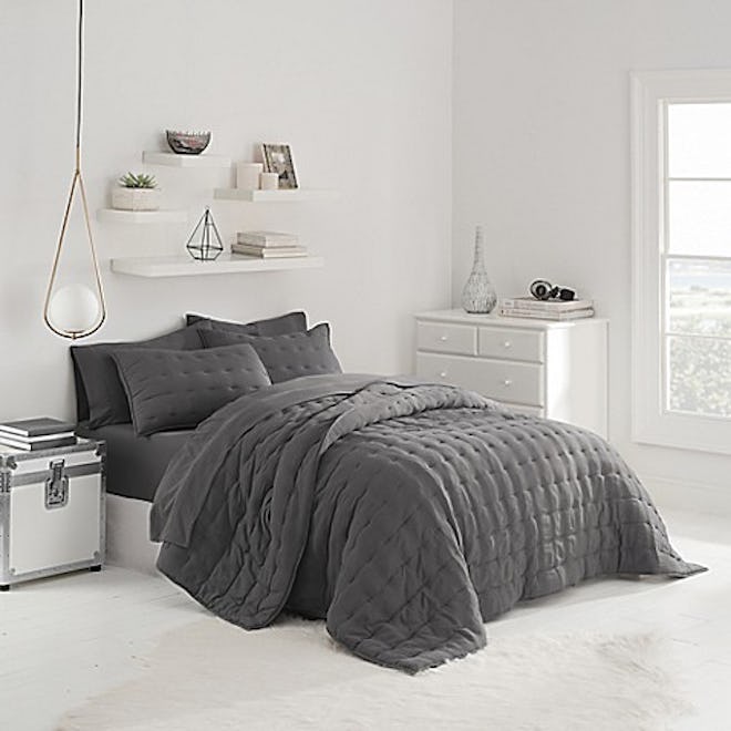 UGG Sunwashed Full/Queen Quilt Set in Charcoal