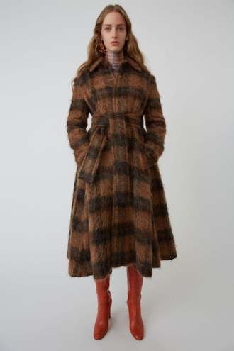 Checked Coat in Camel/Brown