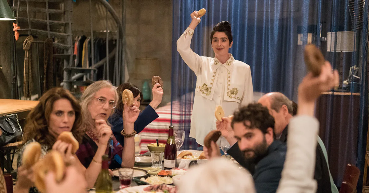 Transparent Too 'Transparent' Is Officially Ending After Season 5 & It's Going Out With ...