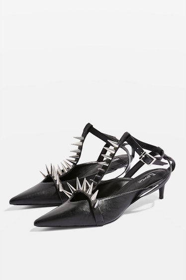 JINX Studded Pointed Shoes