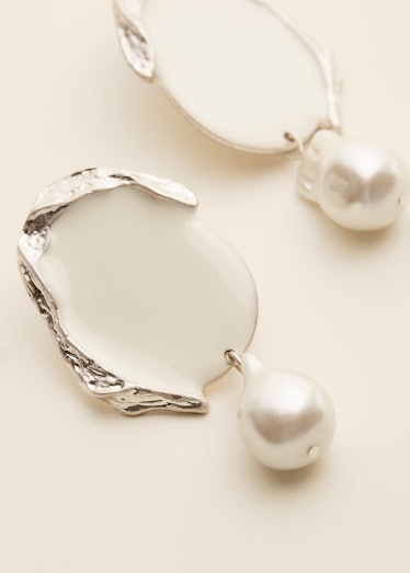 Pearl detail metallic earrings