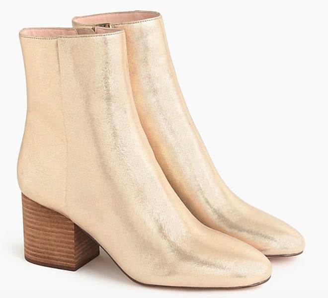Sadie Ankle Boots In Metallic Gold