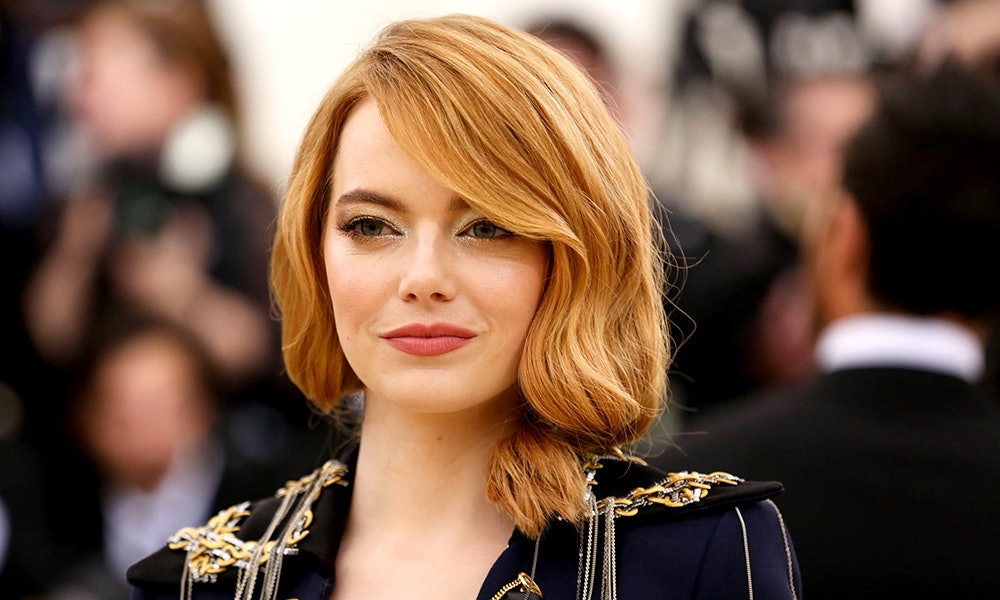 Emma Stone Unveils Platinum Blonde Hair and New Bob Haircut
