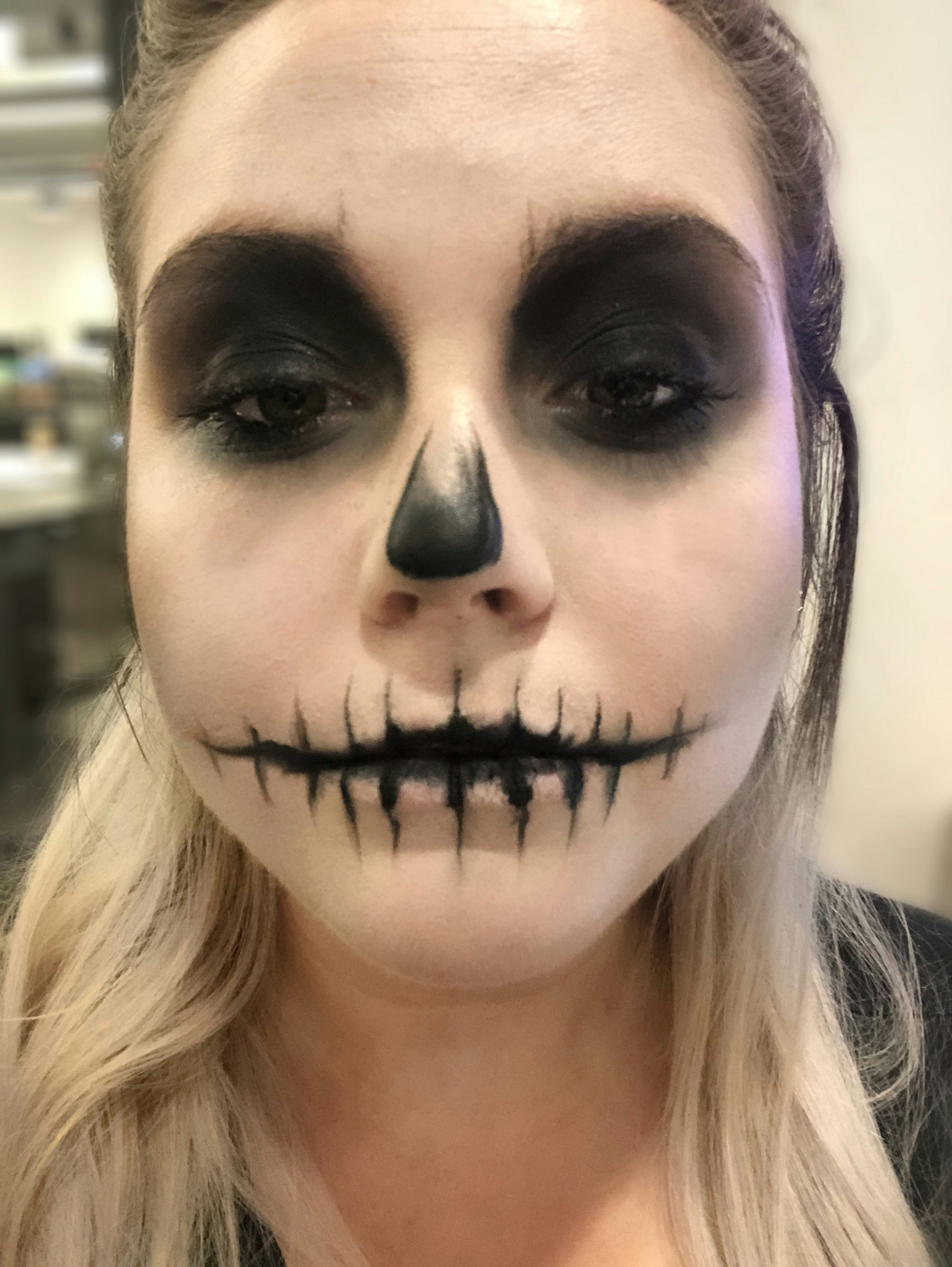 This Easy Skull Makeup Tutorial Is So Simple A Numskull Could Do