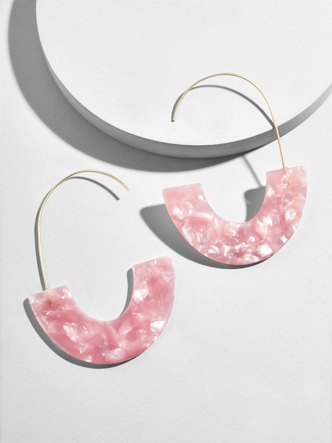 Faidra Resin Drop Earrings In Pink