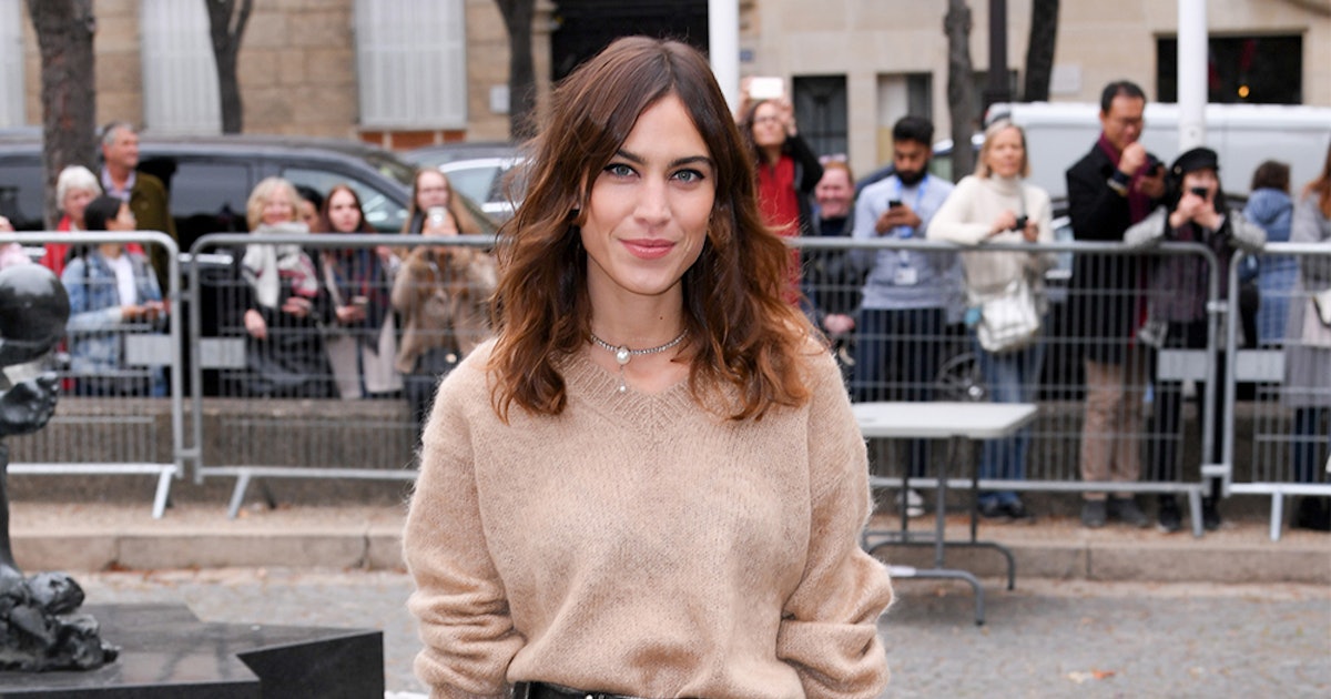 How To Wear Shorts In Fall, As Told By Alexa Chung