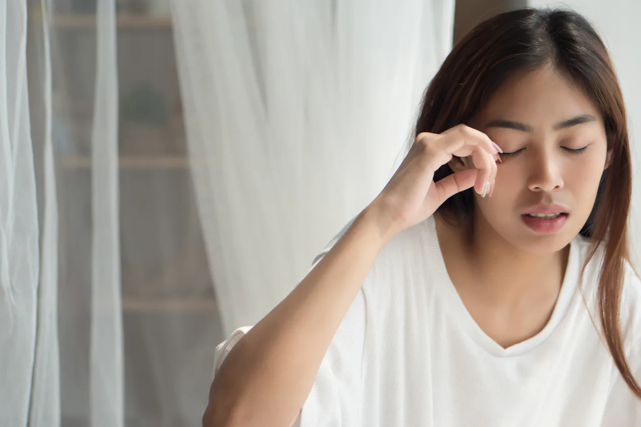 Person Lightheaded 8 Alarming Things It Could Mean If You Ever Suddenly Get Lightheaded