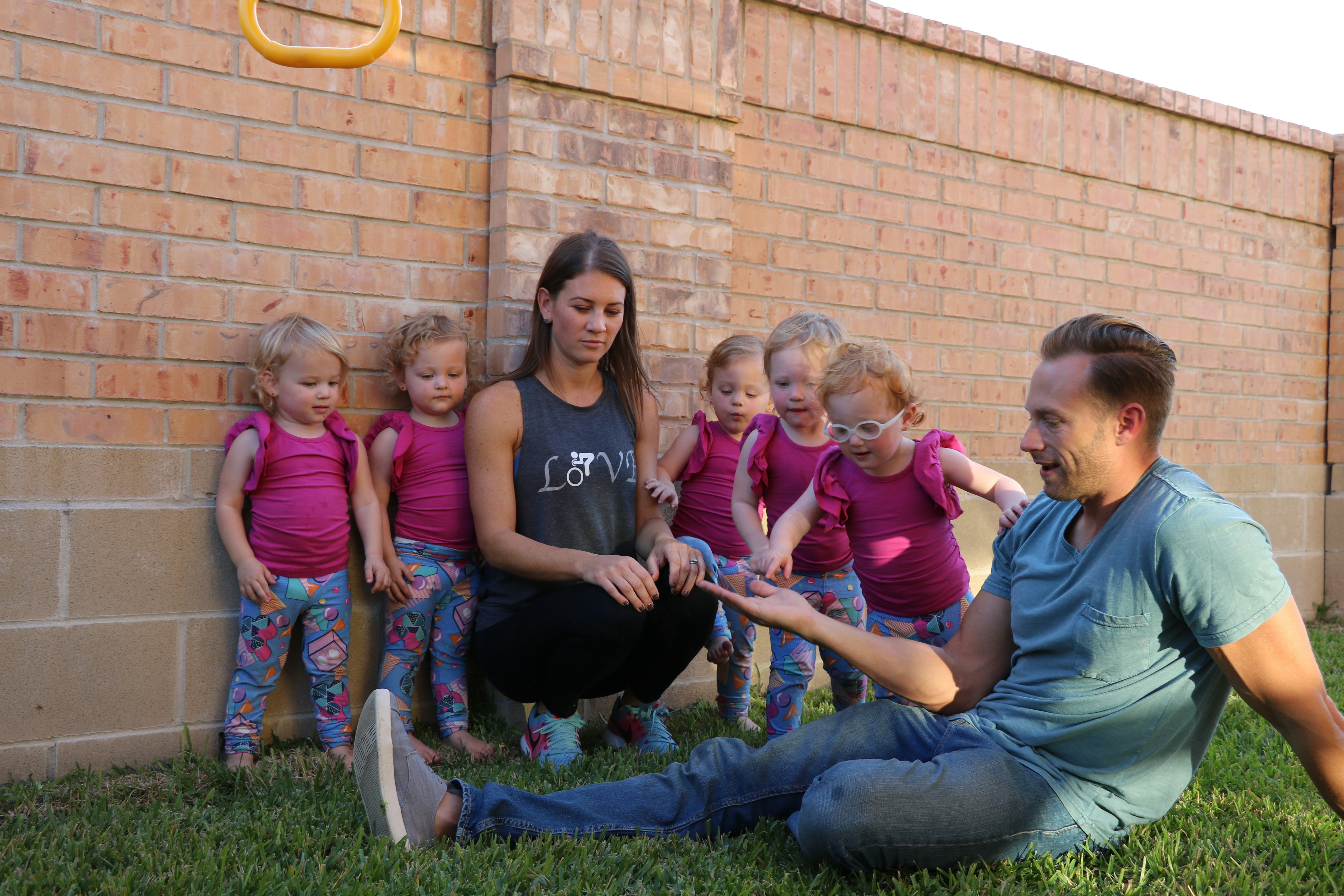 The Busby Quintuplets Learn To Hula Dance On 'OutDaughtered' — EXCLUSIVE