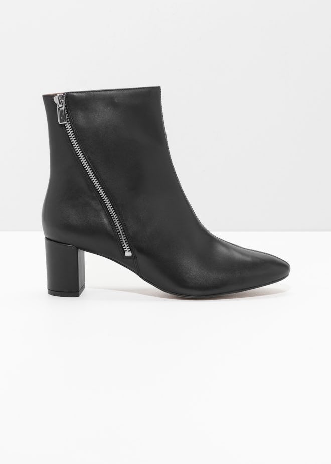 Curved Zipper Boots