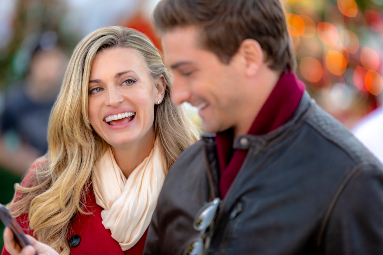 The 2018 Hallmark Christmas Movies Starring Your Favorite CW Stars Will New Christmas Movies On Hallmark