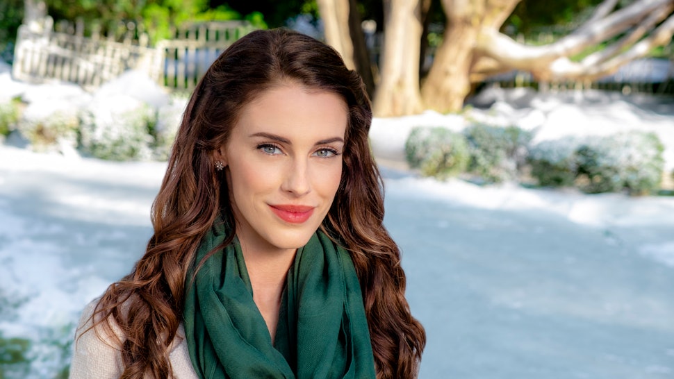 Hallmark's new year new movies schedule is here and it's the best way The 2018 Hallmark Christmas Movies Starring Your Favorite CW Stars Will