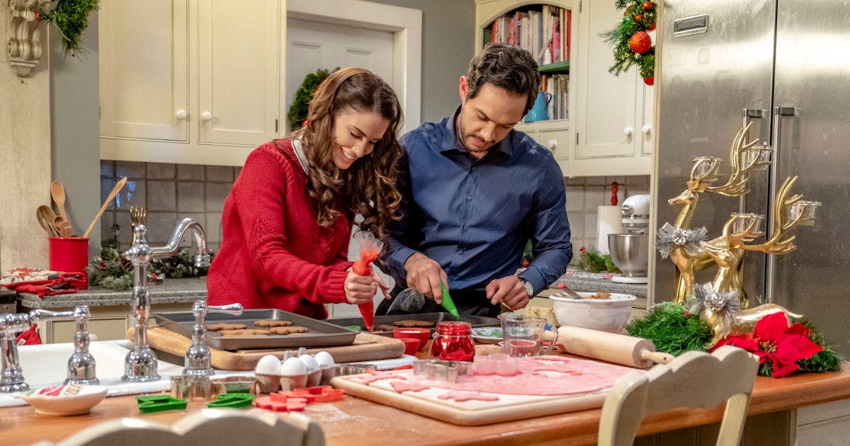 8 Hallmark Holiday Movies You Have To See This Year, From Gingerbread Competitions To Royal Romances