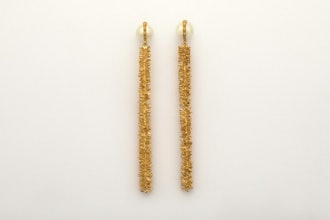 Wrapped Pearls Swinging Earrings Gold