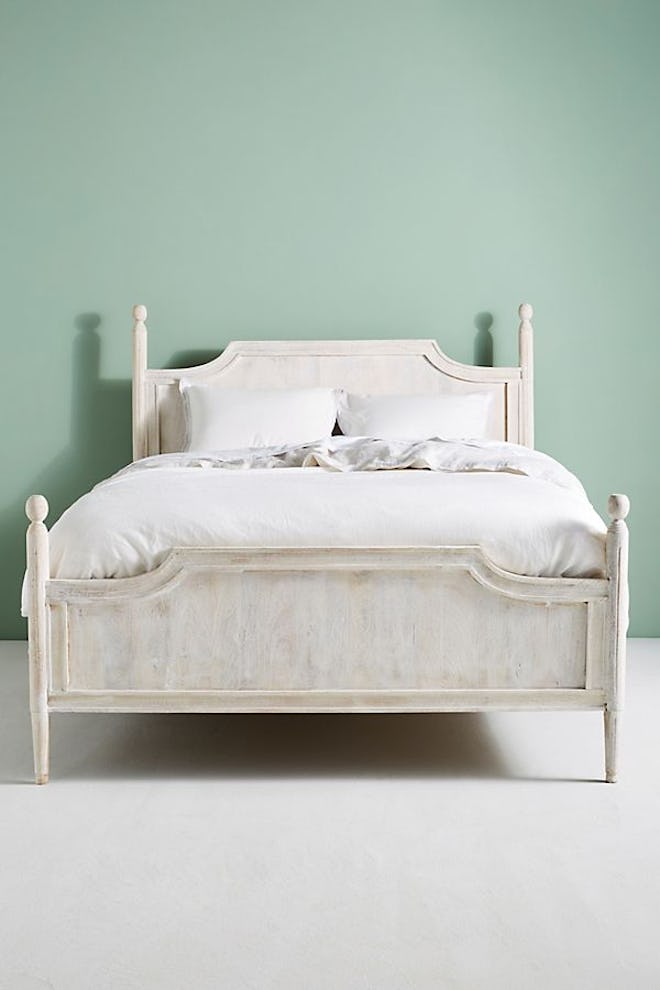 Queen Washed Wood Bed in White