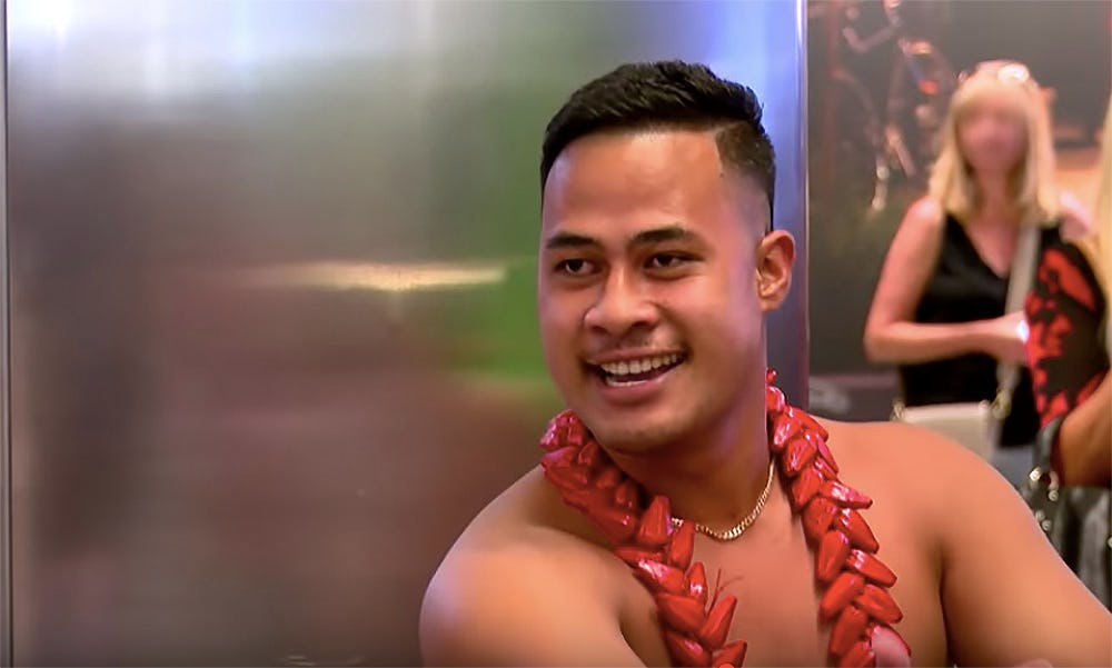 What Was The Dance Asuelu Did For Kalani At The Airport On 90 Day