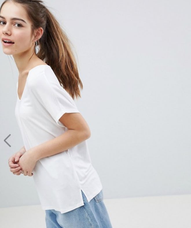 ASOS DESIGN Petite T-Shirt With Drapey Batwing Sleeve 