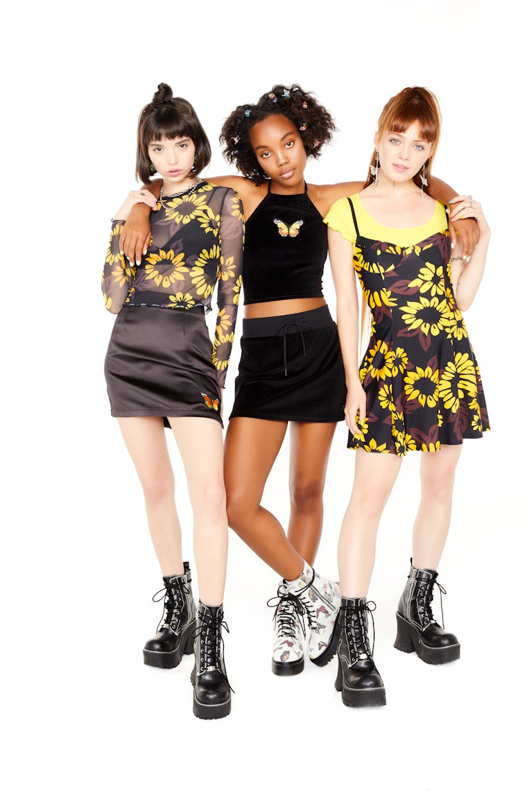 What's In The dELiA*s x Dolls Kill Clothing Collab? The '90s and '00s ...