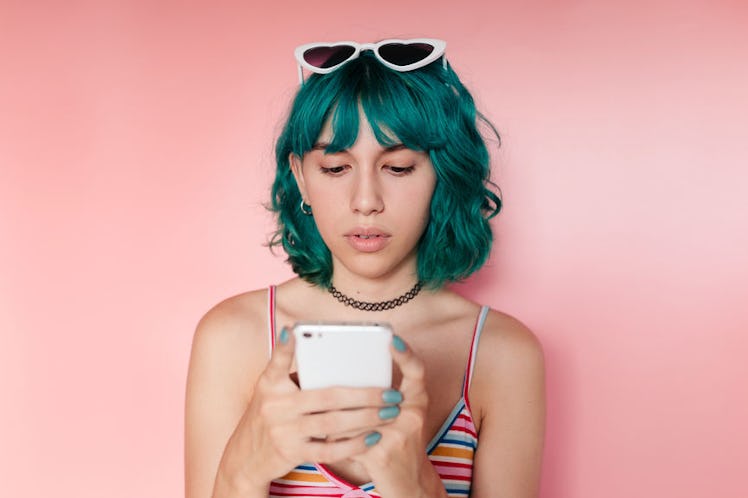 Going no contact while on a break from your relationship can help give you clarity.