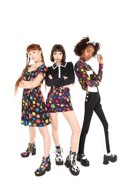 What's In The dELiA*s x Dolls Kill Clothing Collab? The '90s and '00s ...