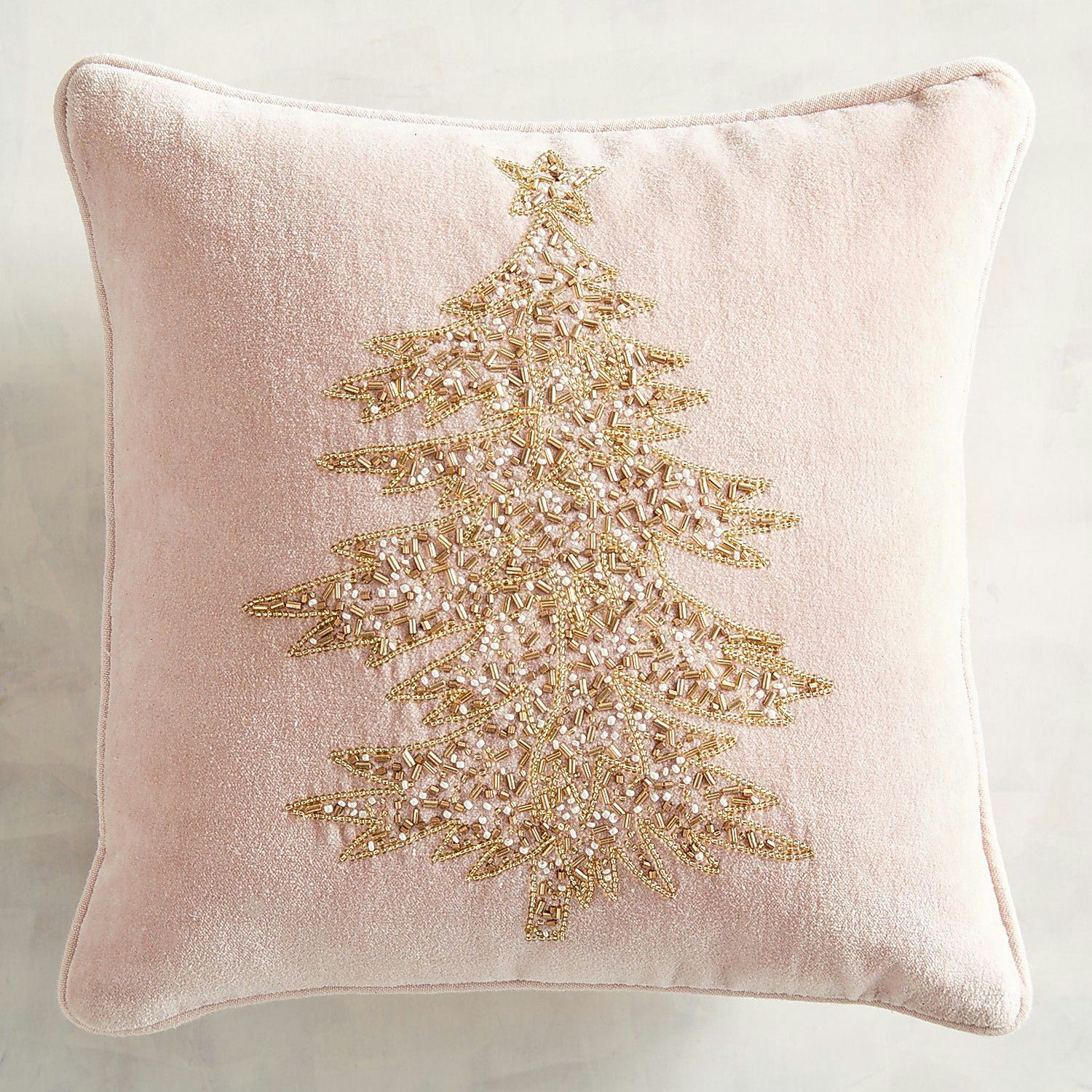 Pier 1 S Millennial Pink Holiday Decorations Are An Instagram Dream