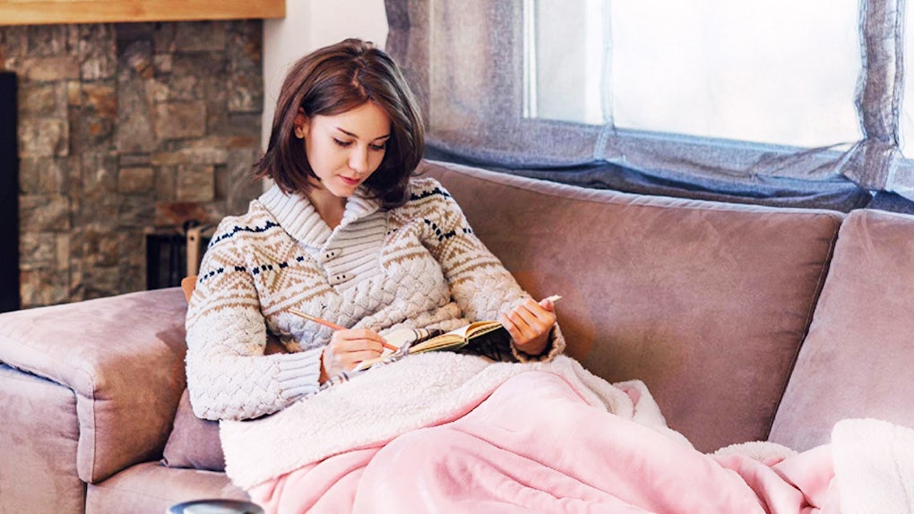 The 5 Warmest Throw Blankets