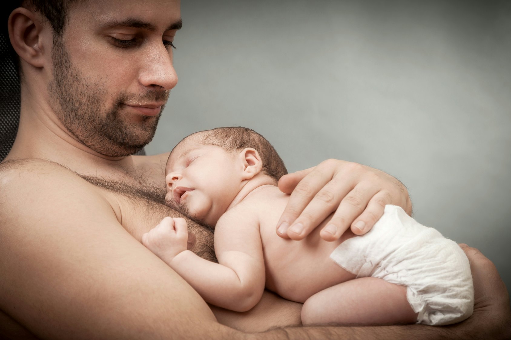 This Study Shows Just How Important It Is For Dads To Participate In Skin -To-Skin