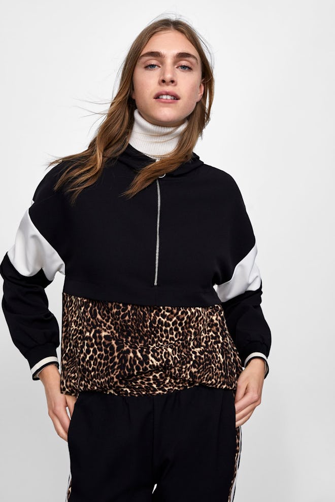 Pouch Pocket Sweatshirt With Leopard Print Band