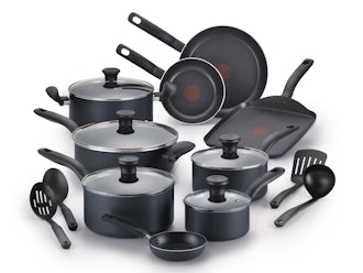 Initiatives 18 Piece Non-Stick Cookware Set