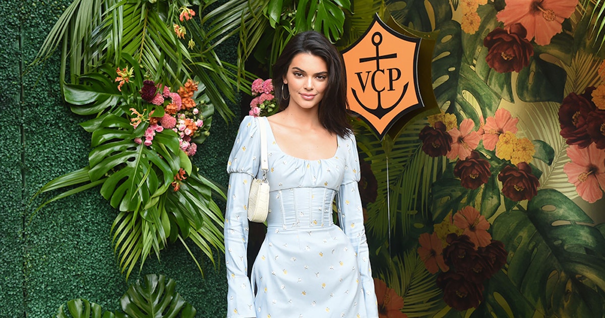 White Shoes That Go With Everything 6 51c2da3a 6228 4ee3 8897 3b1e74f1d58d kendall1