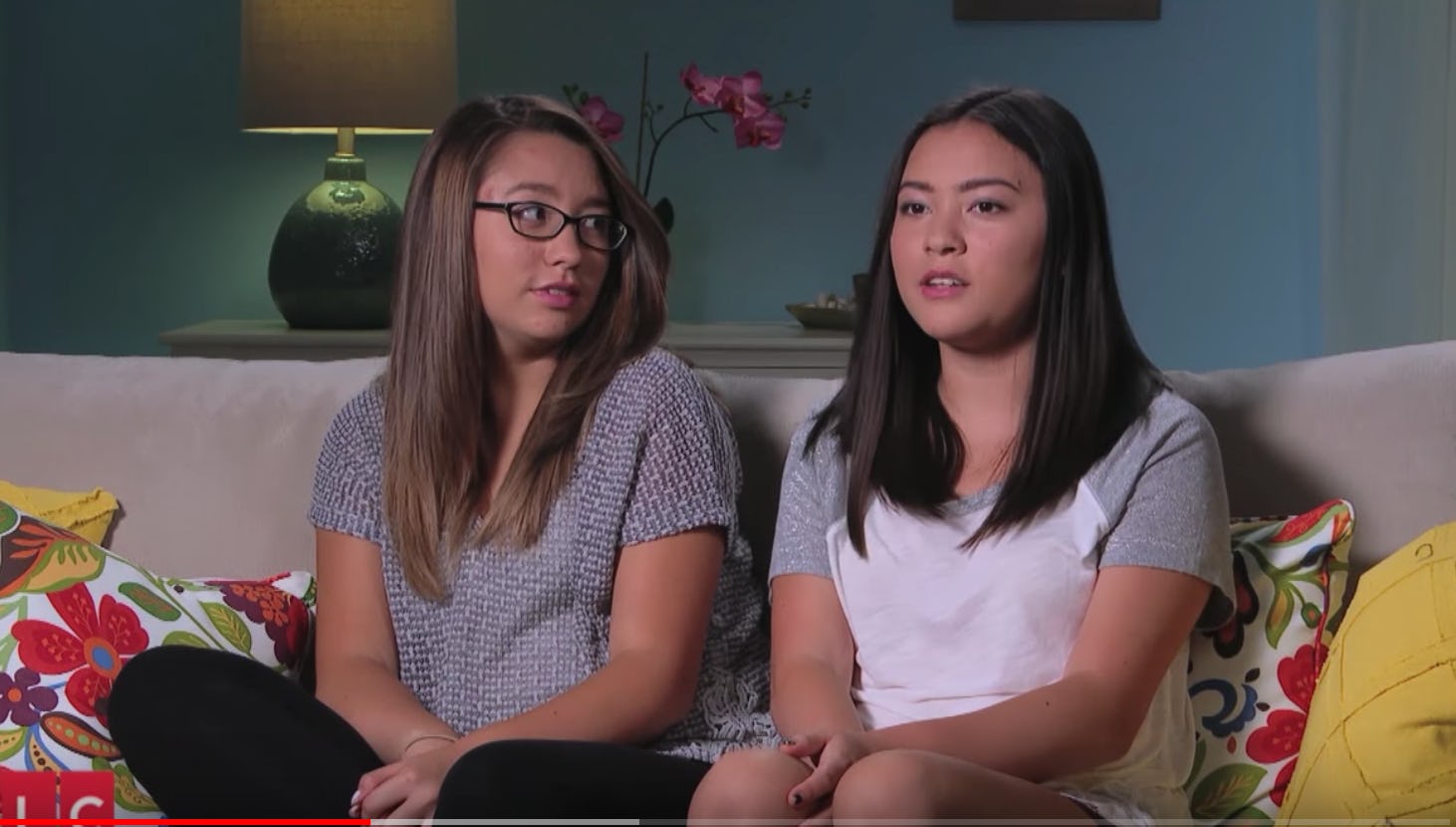 Jon & Kate Gosselin's Twins, Cara & Mady, Are 18 — See What They Look