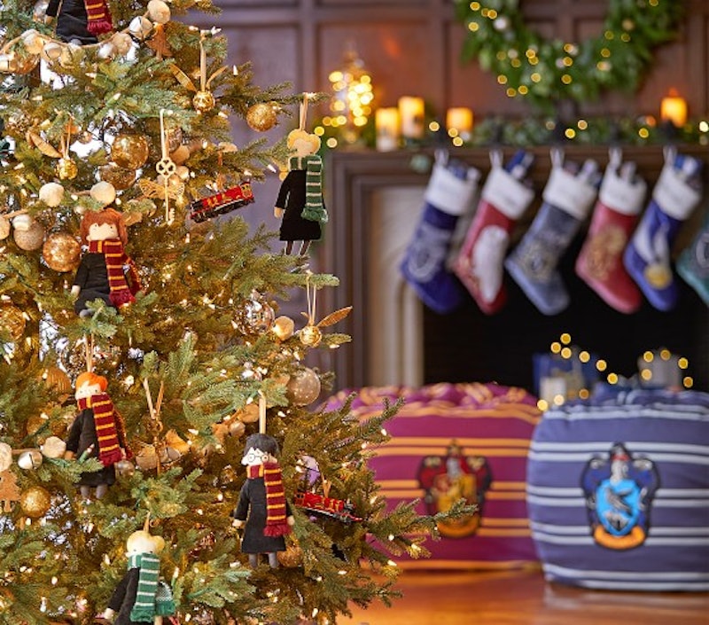 15 Harry Potter Holiday Decorations That Will Make Your Space As