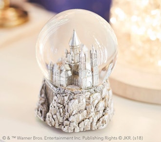 15 Harry Potter Holiday Decorations That Will Make Your Space As Cozy As  The Gryffindor Common Room