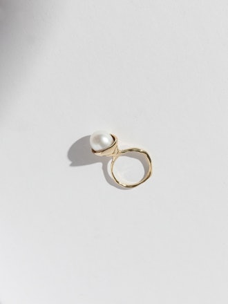 Chapeau Ring - 14K Gold And Pearl 