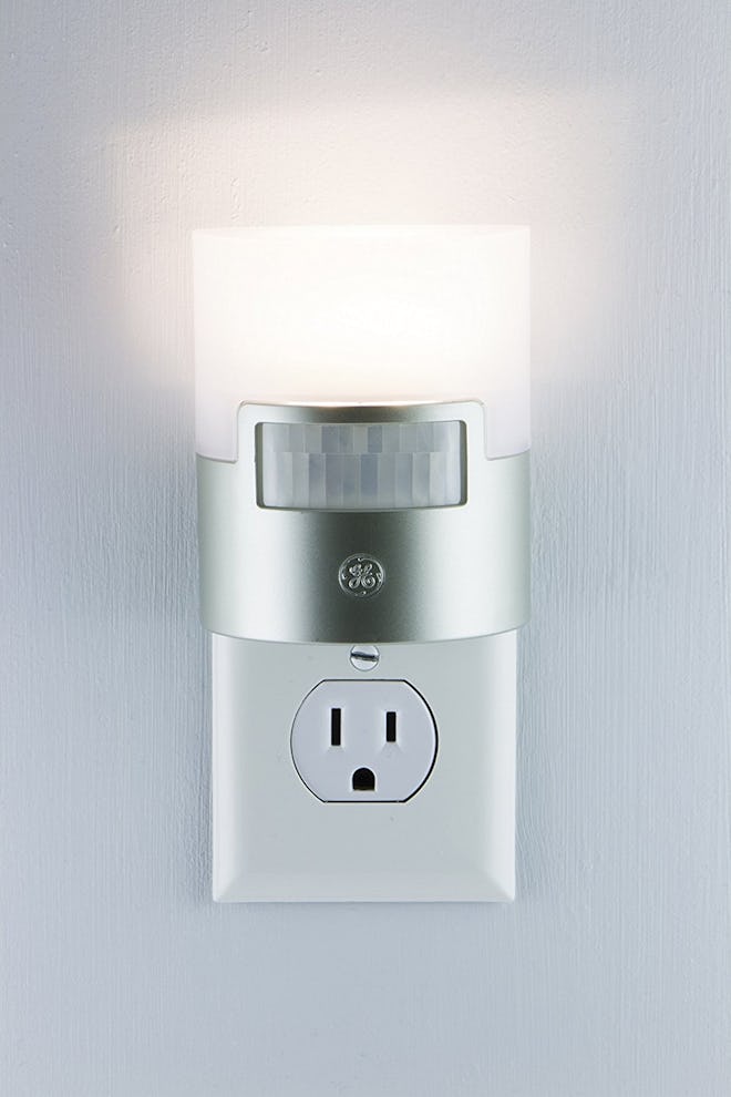 GE Ultra Brite Motion-Activated LED Light