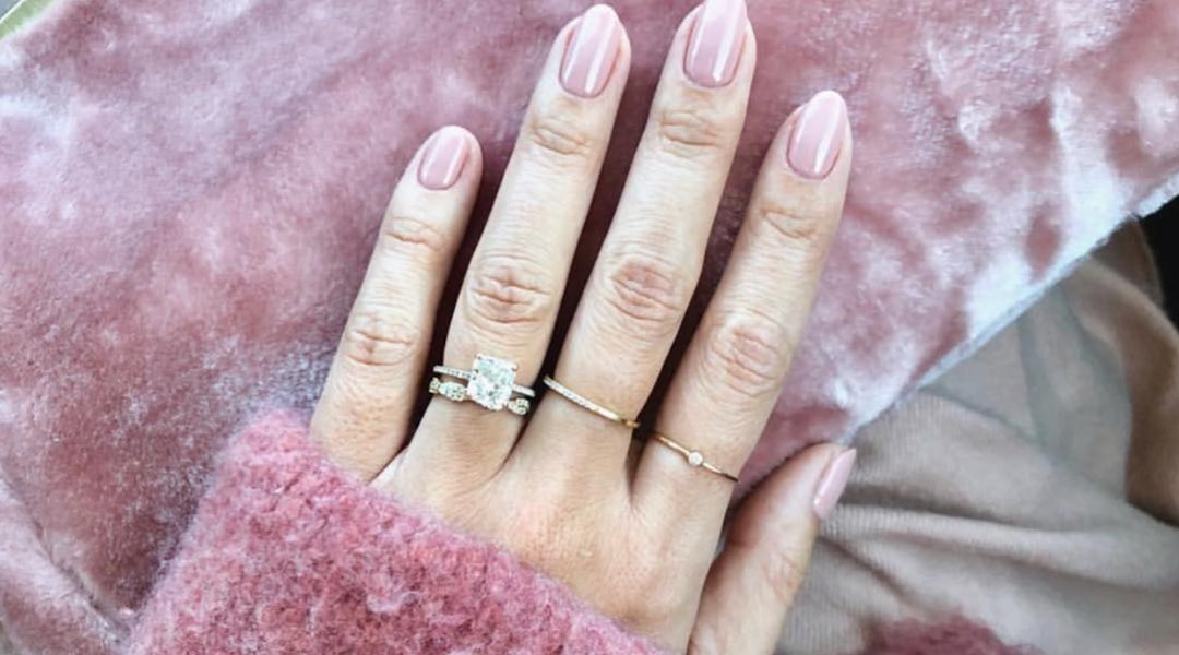 8 Engagement Nail Polishes That Emphasize Your Stone S Sparkle