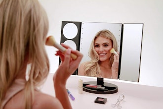 Mirrorvana Hollywood Style LED Mirror