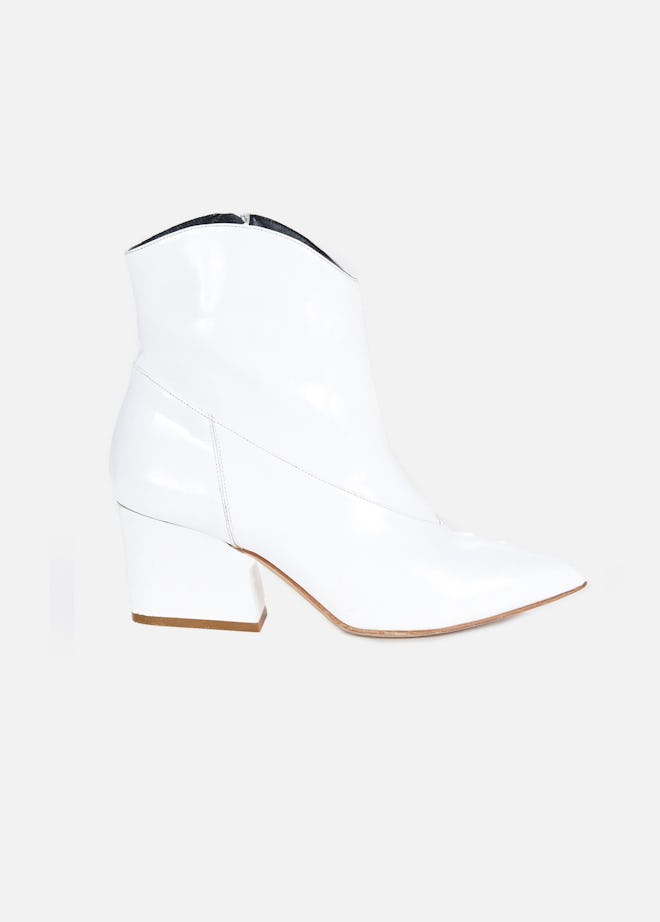 White Heeled Boots 
