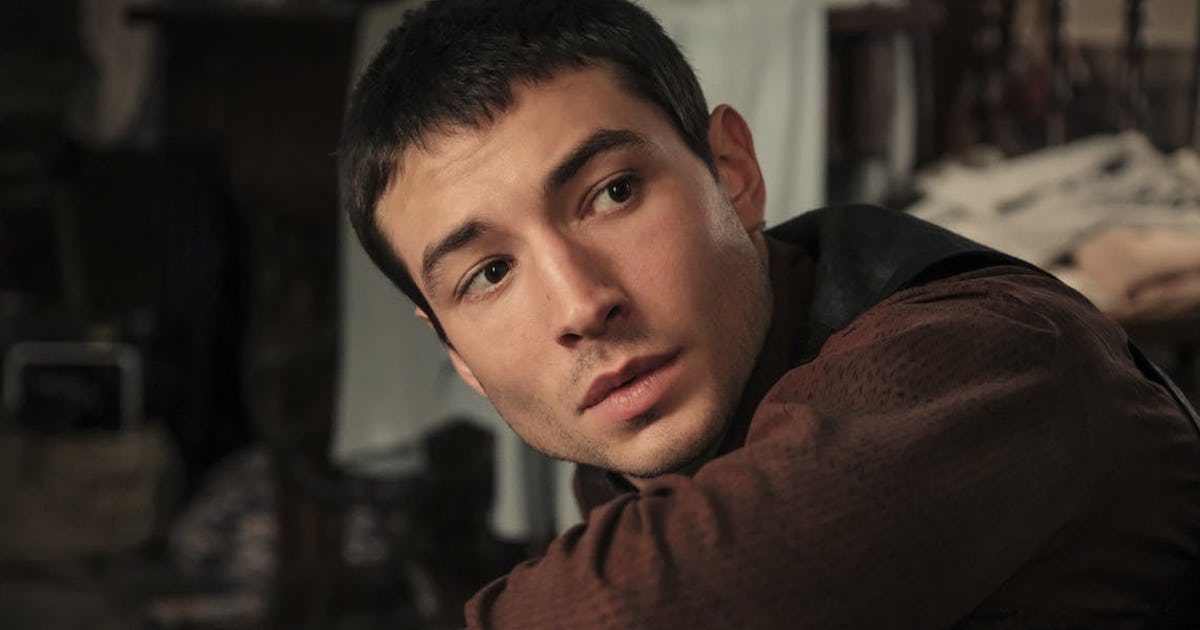 who is aurelius dumbledore grindelwald tells credence chilling information