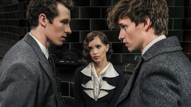 Leta Lestrange avec Newt et Theseus Scamander dans 'Fantastic Beasts : Les crimes de Grindelwald''Fantastic Beasts: The Crimes of Grindelwald'