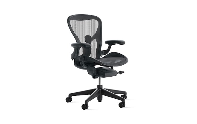 Aeron Chair, Graphite / Graphite, Large, Standard