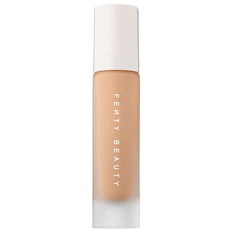 Pro Filt'r Soft Matte Longwear Foundation in "250"