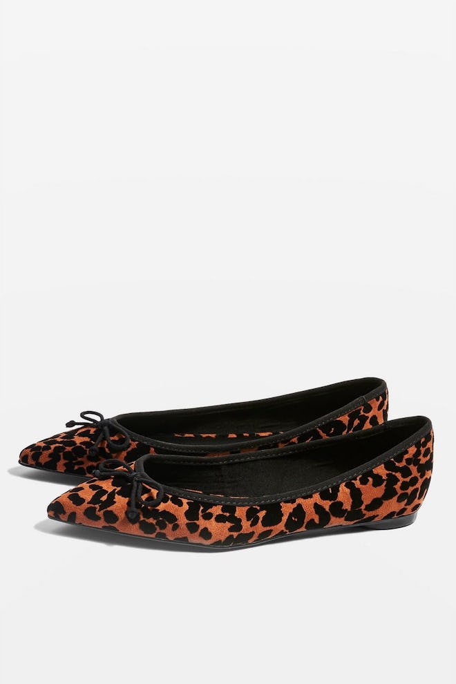 ATOM Pointed Leopard Print Ballerina Pumps