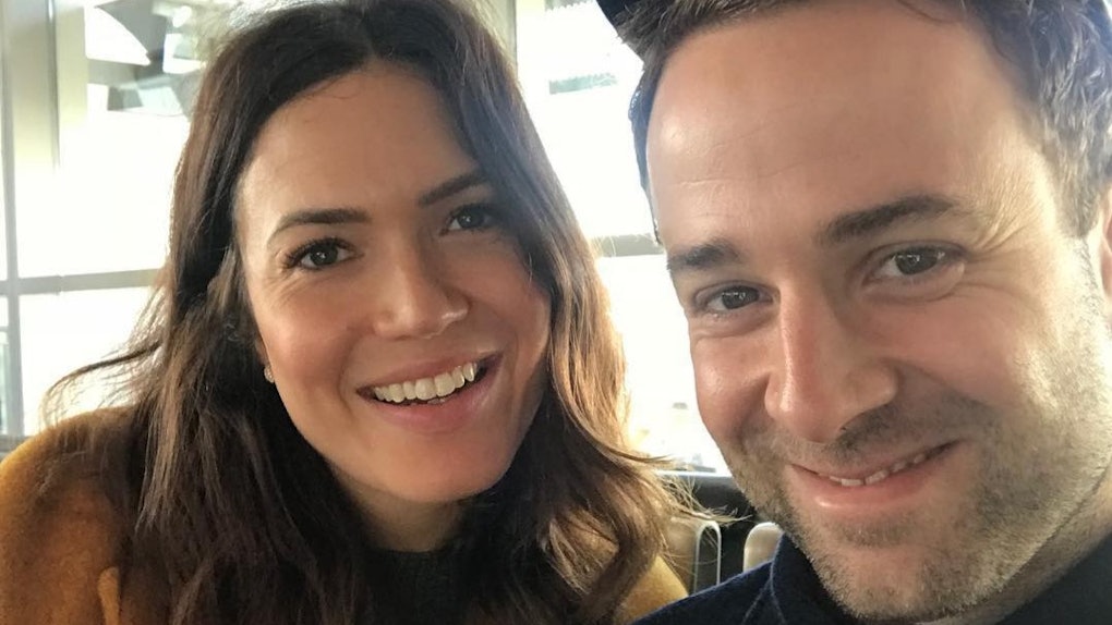 The Video Of Mandy Moore Taylor Goldsmith Singing At Their Wedding Is So So Romantic