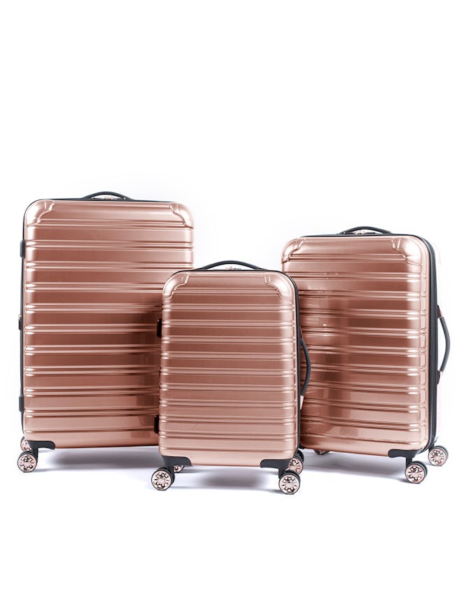iFLY Hard Sided Fibertech Luggage, 3 Piece Set