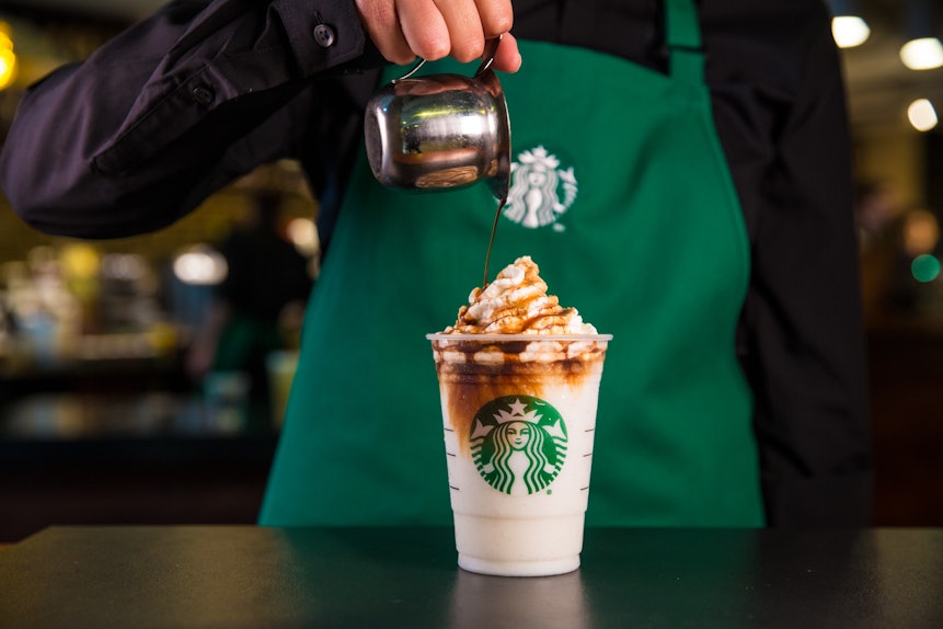 Starbucks' Black Friday 2018 Happy Hour Deal Will Get You BOGO Frappuccinos, So Keep Shopping