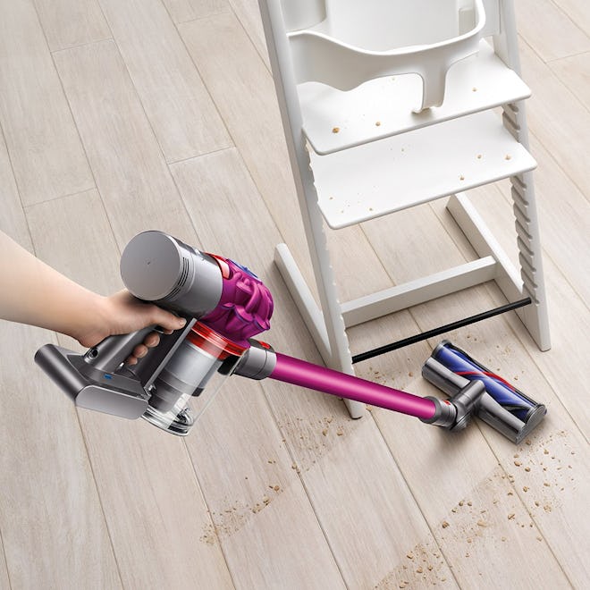 Dyson V7 Motorhead Cordless Stick Vacuum Cleaner